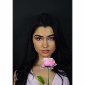 Meet your Posher, Sofia